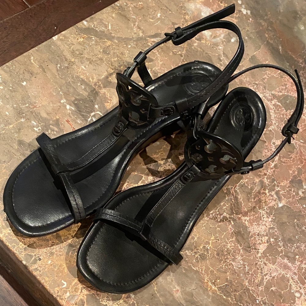 Tory Burch Black Wedge Sandals. Size 8.5 - Picture 2 of 10